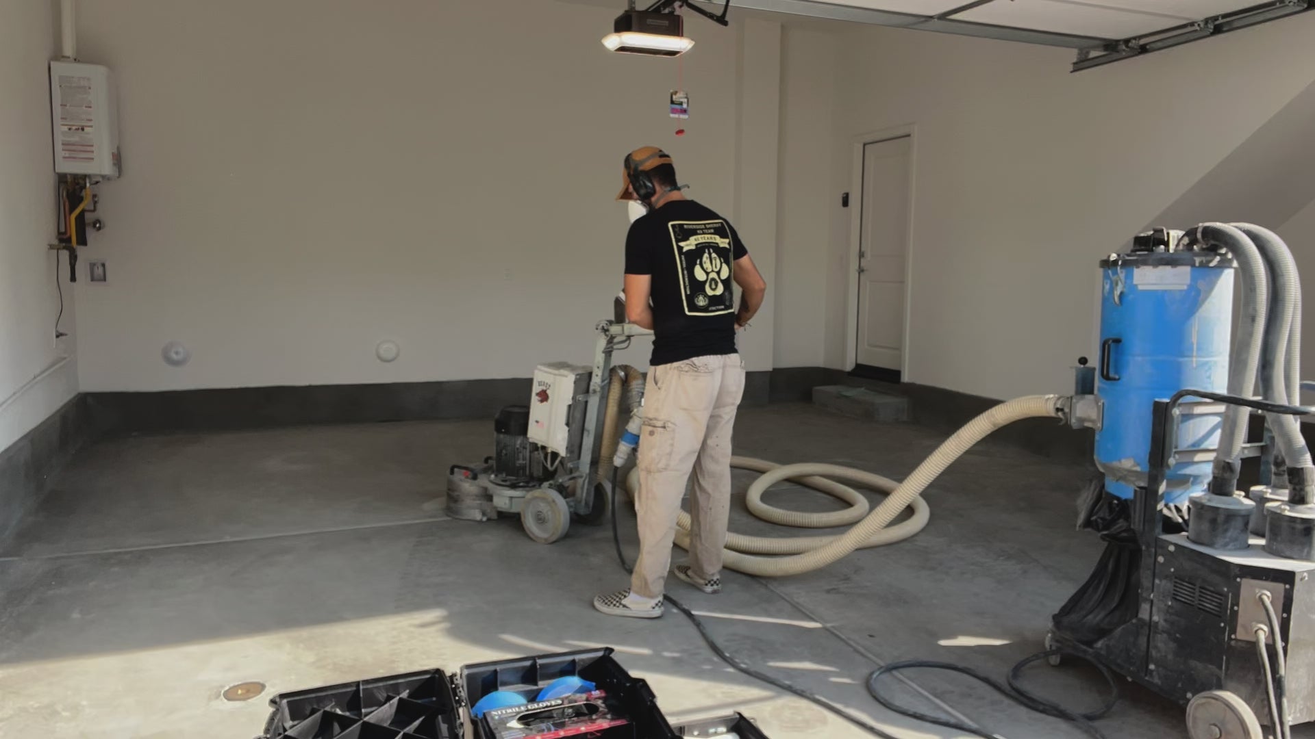 Load video: garage epoxy flake flooring process